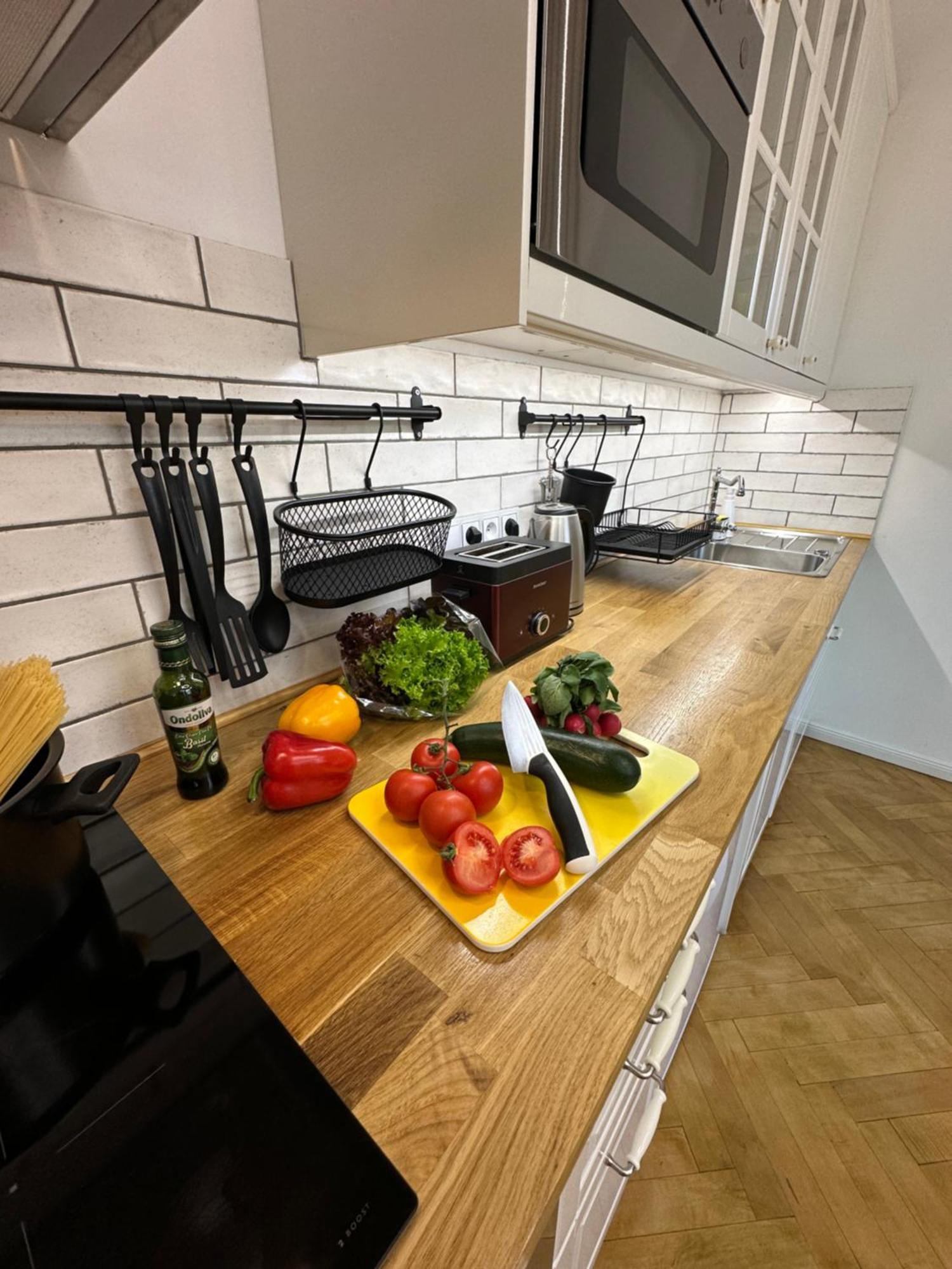 Karlin Oasis 2-Bedroom Apartment Praha Bagian luar foto