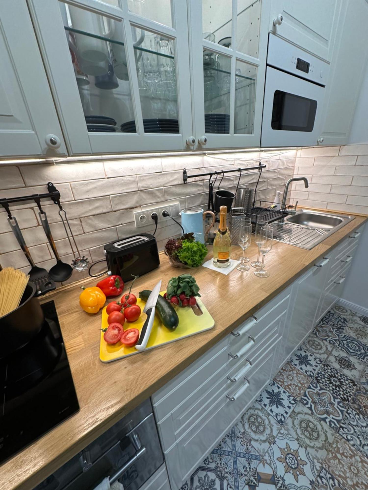 Karlin Oasis 2-Bedroom Apartment Praha Bagian luar foto