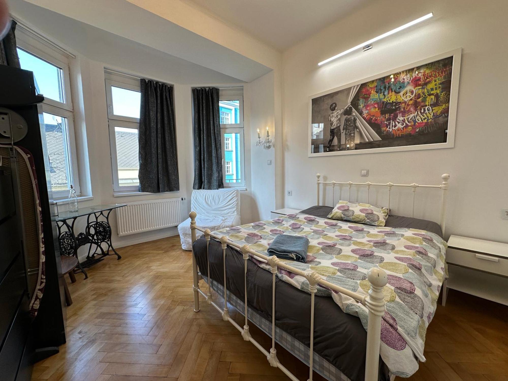 Karlin Oasis 2-Bedroom Apartment Praha Bagian luar foto